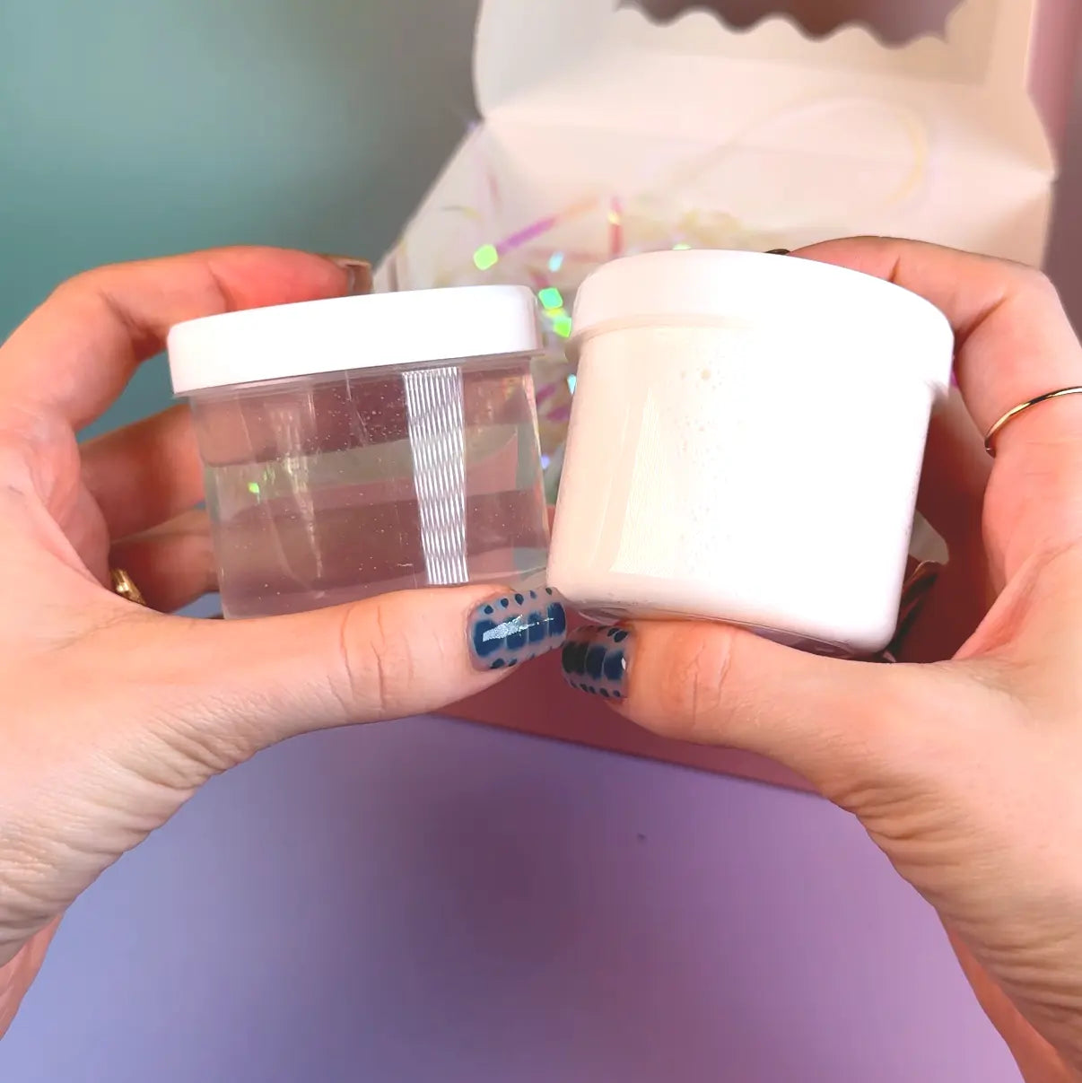 "Gratis Slime" Strawberry Slime