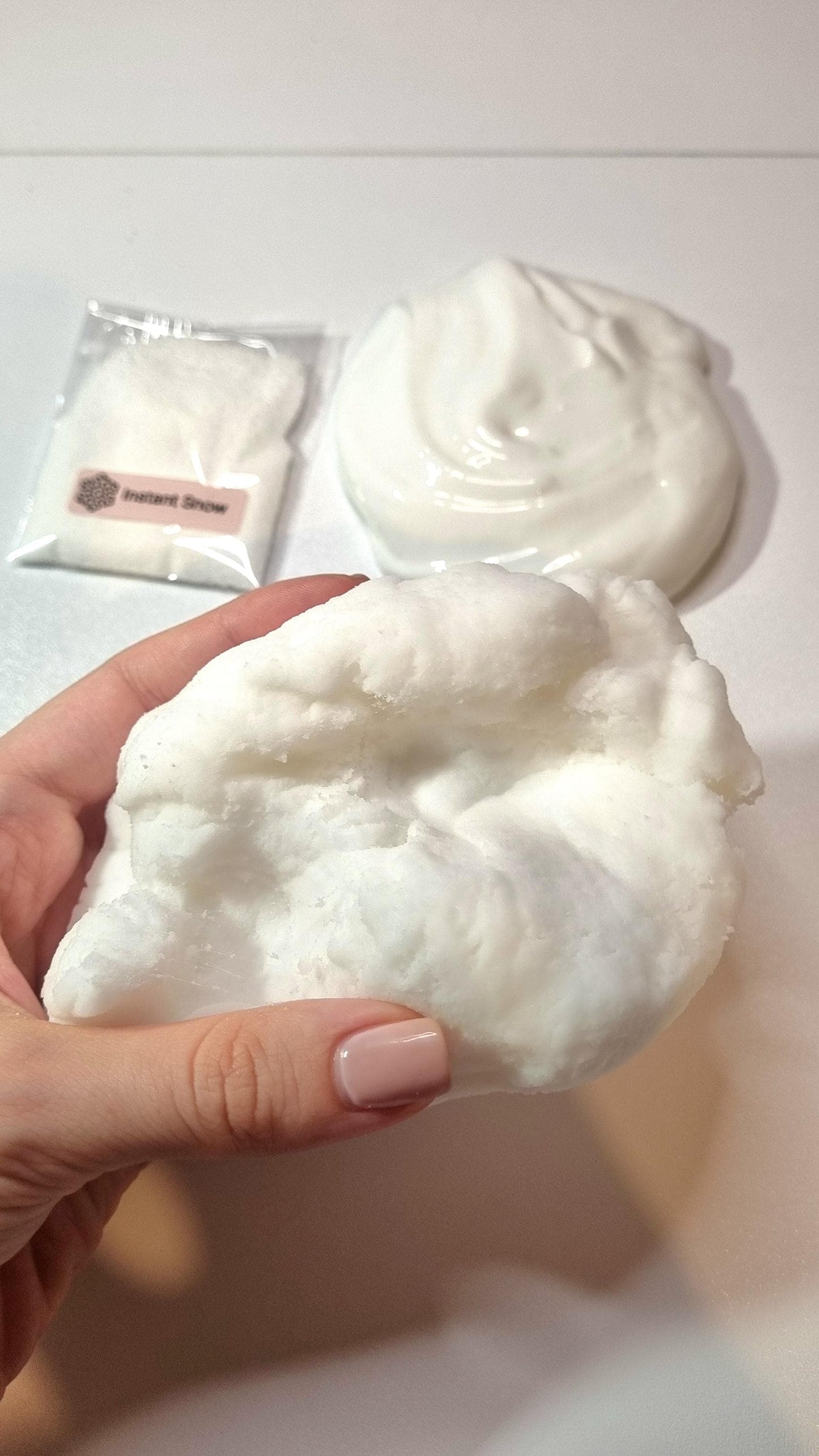 Instant Snow 5g Tütchen für Herstellung von Wolken Schleim, Cloud Slime, Jelly Slushee Icee Slime